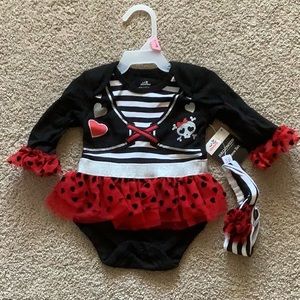 NWT Newborn 0-3 Months 2 piece Halloween set